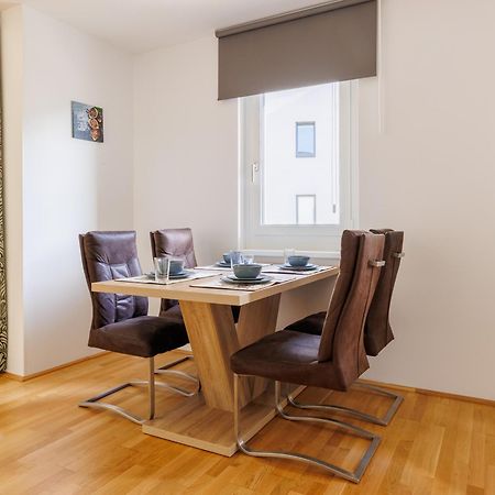 Home In Vienna By Oberlaa Therme - 15 Min To The City Center Buitenkant foto